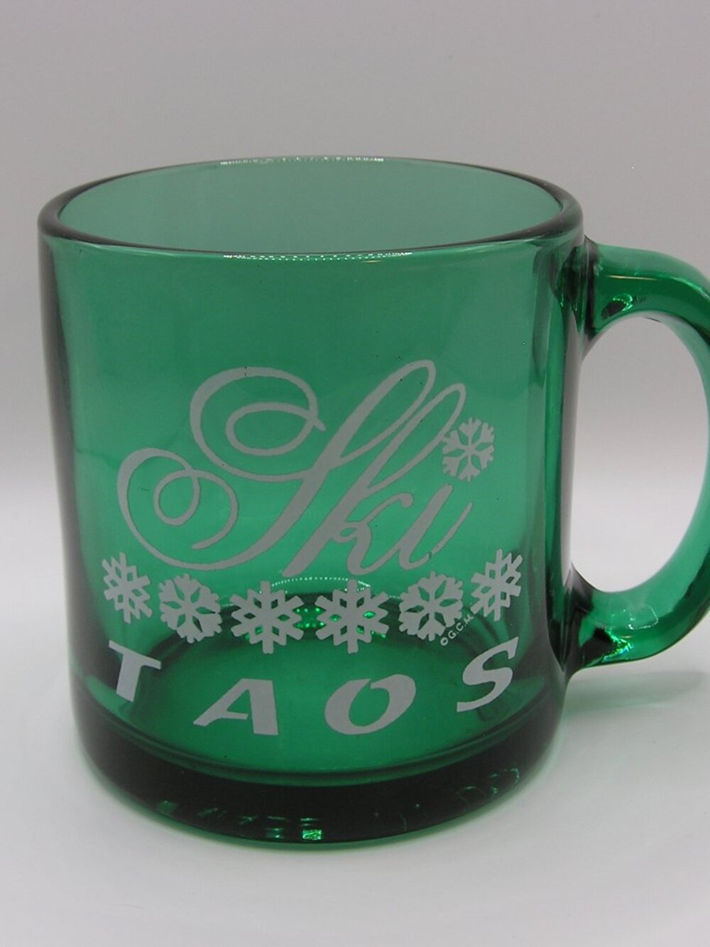 Vintage Emerald Green Ski Taos Glass Coffee Mug - Picture 2 of 8